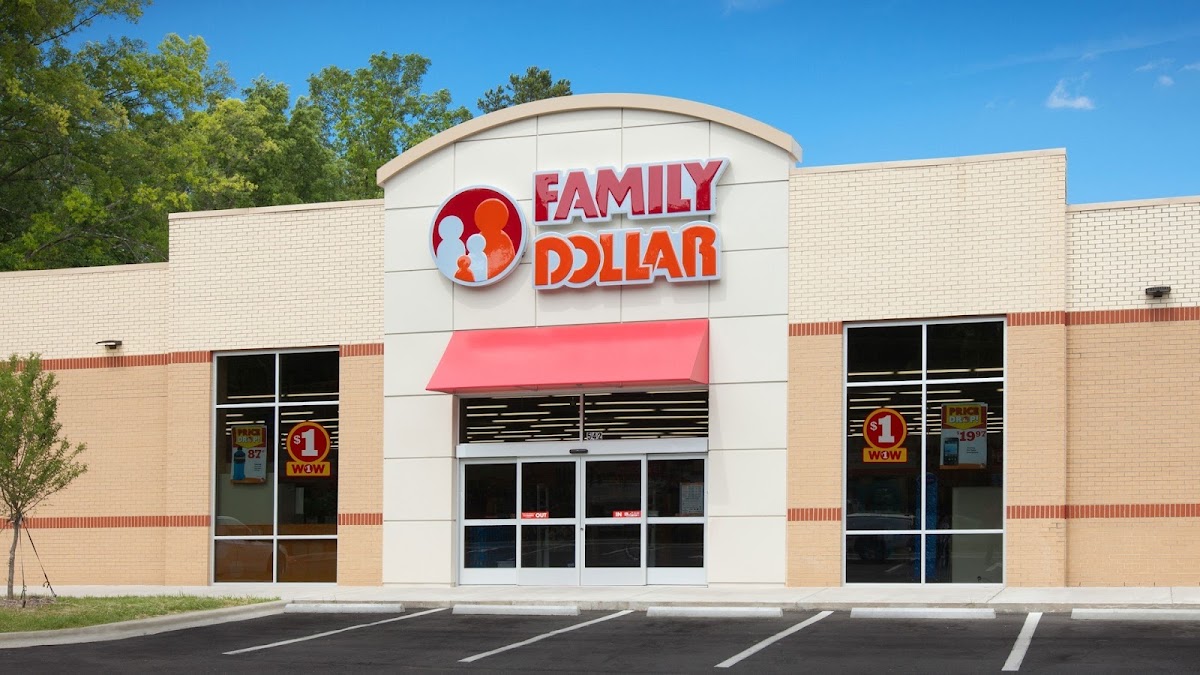 Family Dollar, photographed by a Google contributor