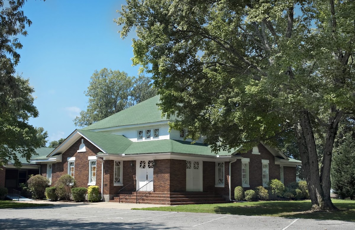 Woodland Baptist Church, photographed by a Google contributor
