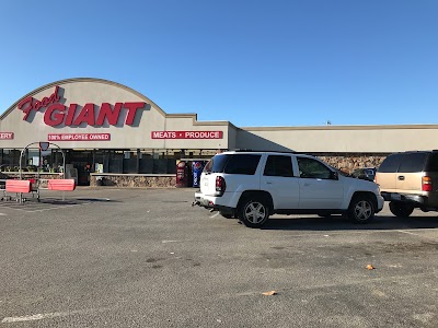 Food Giant, photographed by a Google contributor